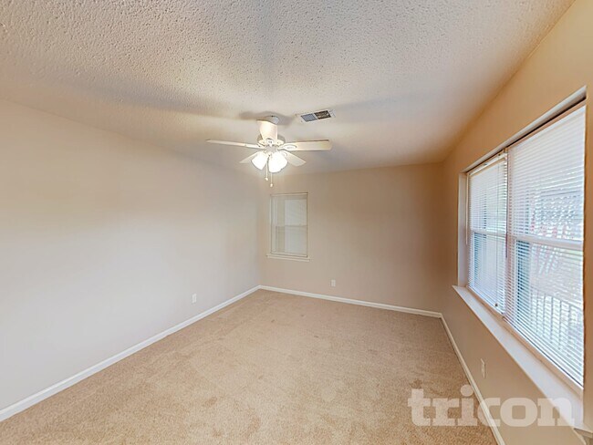 Building Photo - 101 Netherland Dr