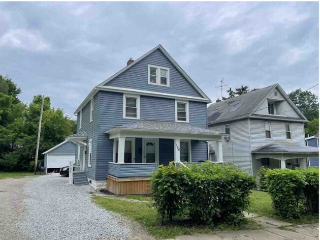 Foto del edificio - 190 W Miller Ave