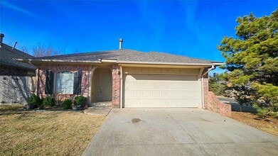 Building Photo - 643 Sisken Ct