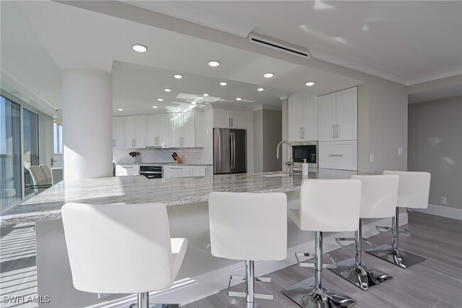 Foto del edificio - 4041 Gulf Shore Blvd N