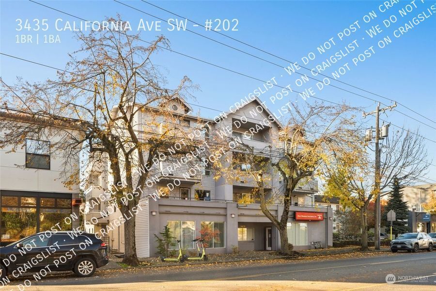 Primary Photo - West Seattle Updated 1bed 1bath condo on C...