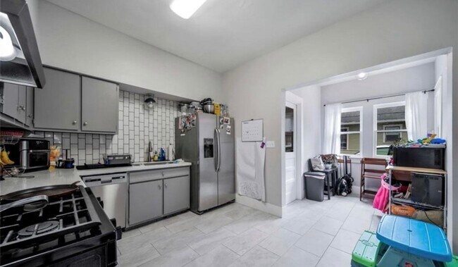 Foto del edificio - 4614 Park Dr