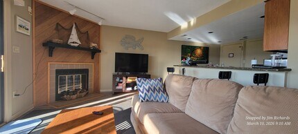 Building Photo - 100 Sailors Cove Dr