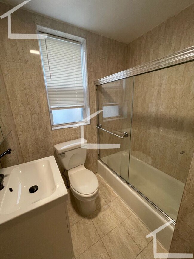 Foto del edificio - Coolidge Corner 4-Bed