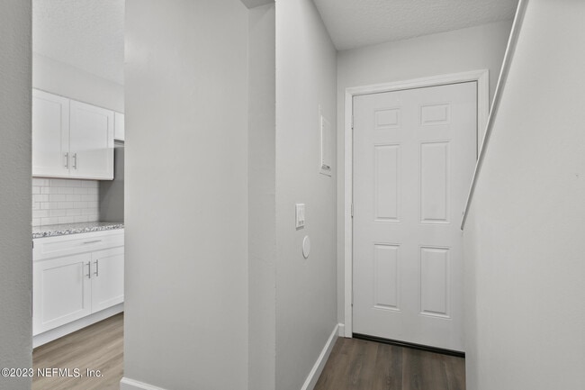 Building Photo - 7659 Arble Dr