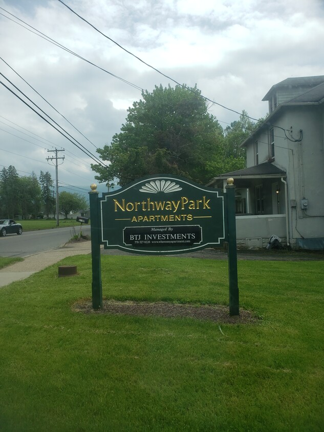 Foto principal - 1545 Northway Rd