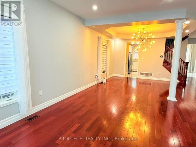 Building Photo - 339 Tower Hill Rd