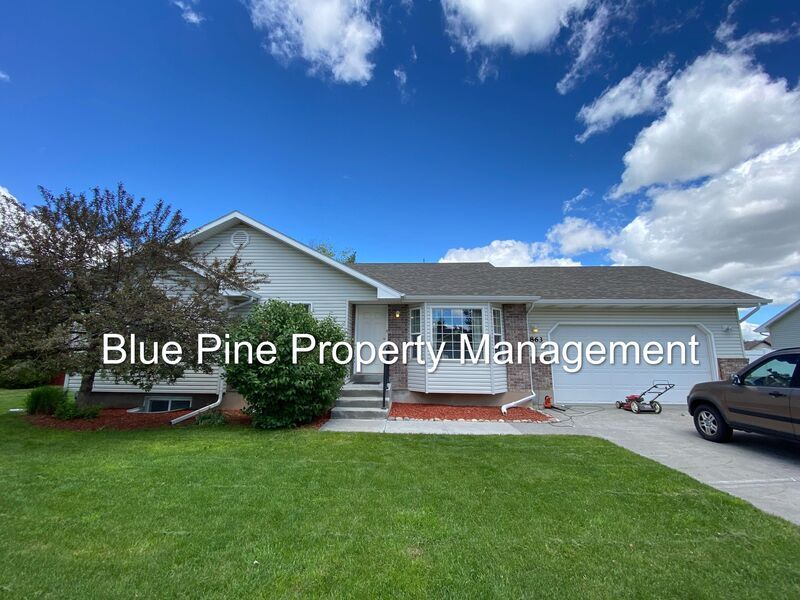 3863 Ridgeview Cir, Ammon, ID 83406 House Rental in Ammon, ID