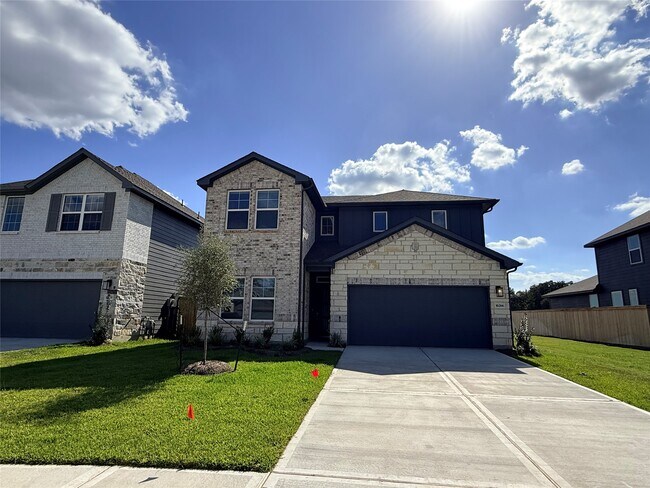 Building Photo - 16266 Parish Pointe Ct