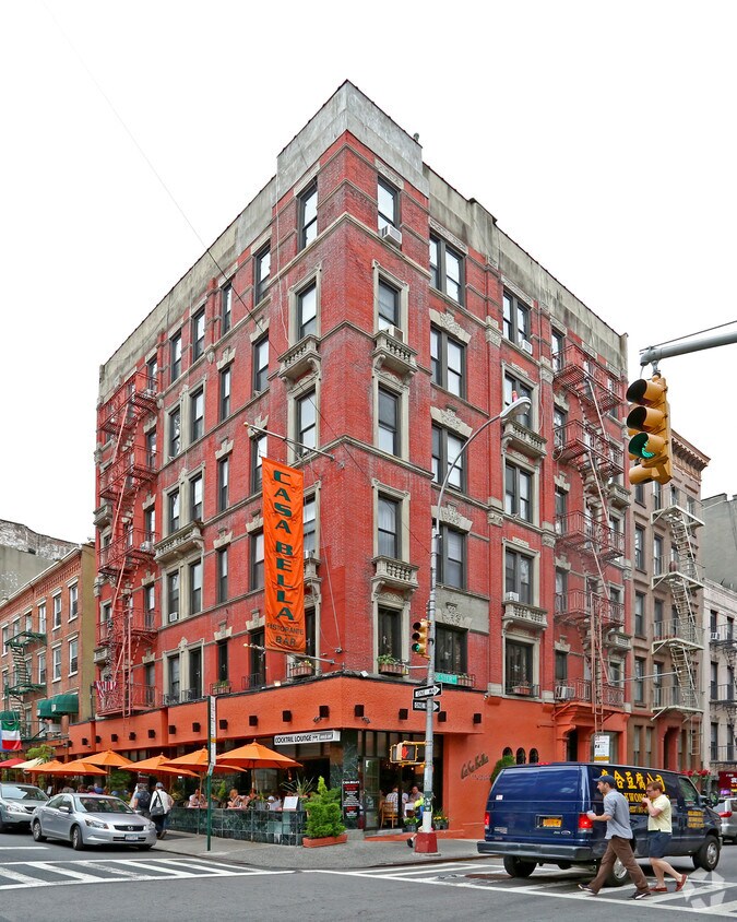 Primary Photo - 127 Mulberry St
