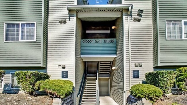 Building Photo - Beaumont Grand Apartment Homes