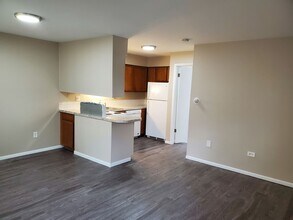 Building Photo - Garfield713 (MK-KS)