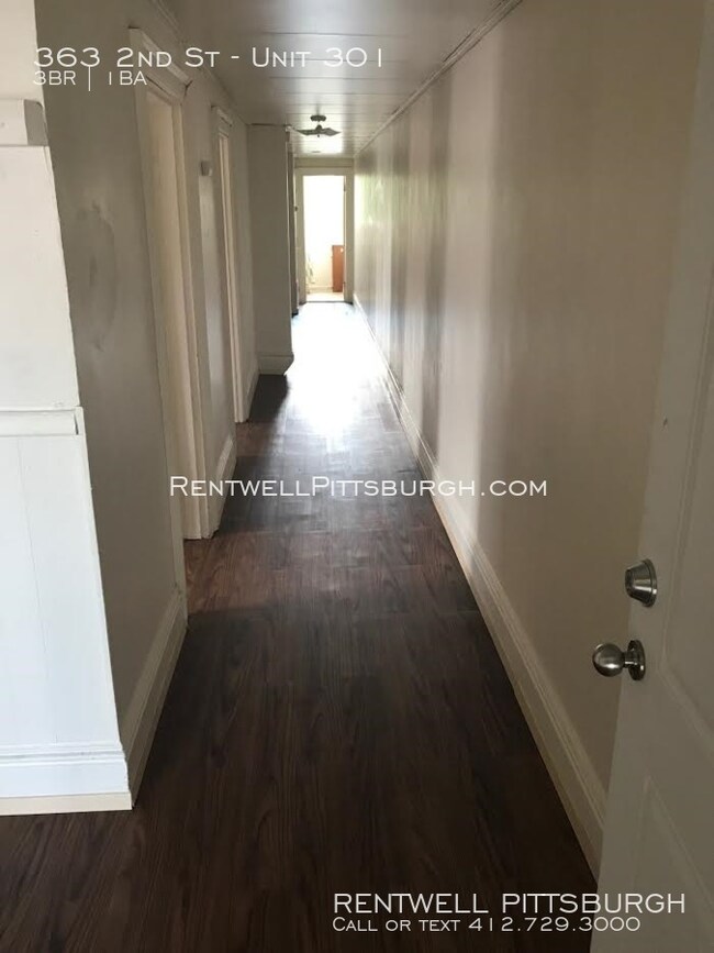 363 2nd St Unit 301, Pitcairn, PA 15140 Apartment for Rent in