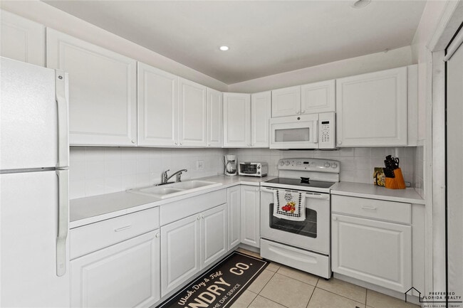 Building Photo - 4191 NW 41st St