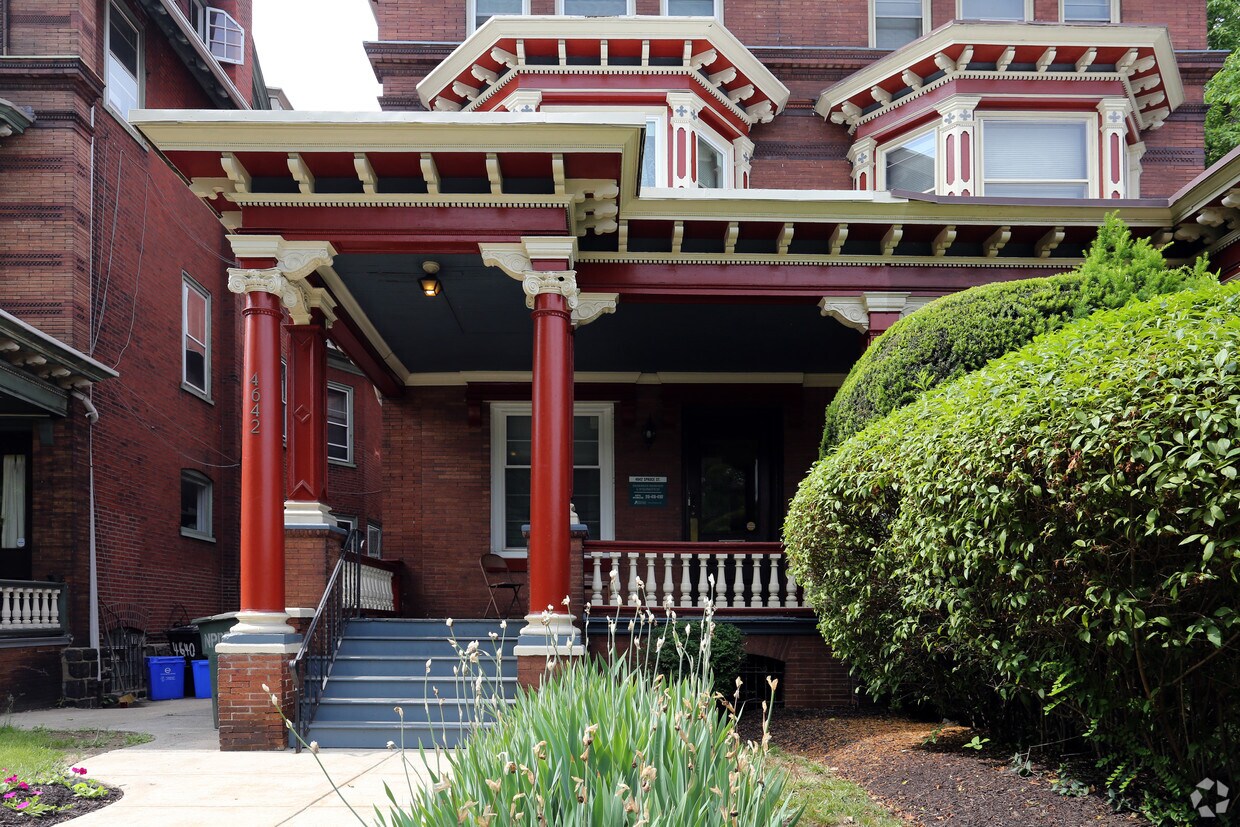 Exterior - 4642 Spruce St