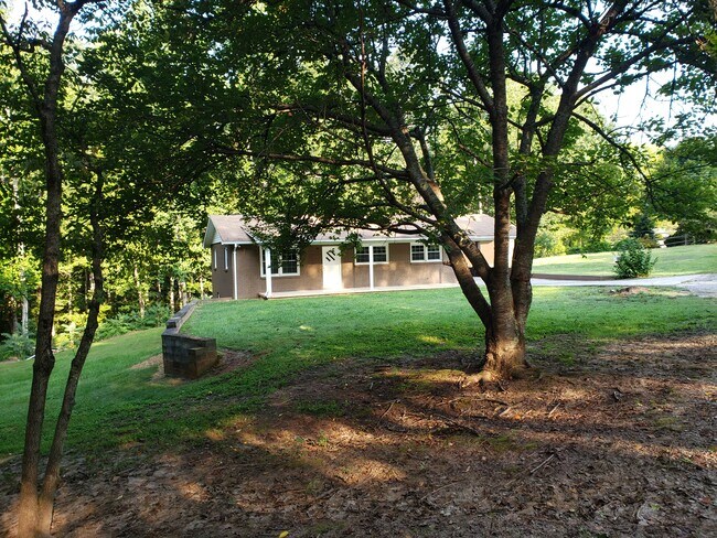 Building Photo - 4202 Peach Orchard Rd