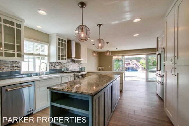 Building Photo - 3 br, 2.5 bath House - 14274 Woodcreek Rd.