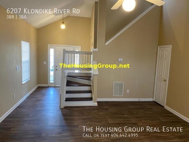Foto del edificio - Great Lithonia Home ready for move in!!