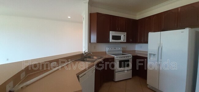 Building Photo - 1520 Portofino Meadows Blvd