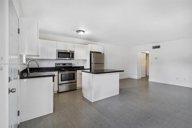 Foto del edificio - 12506 NE 4th Ave