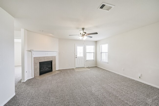 Foto del edificio - 21323 Slate Crossing Ln