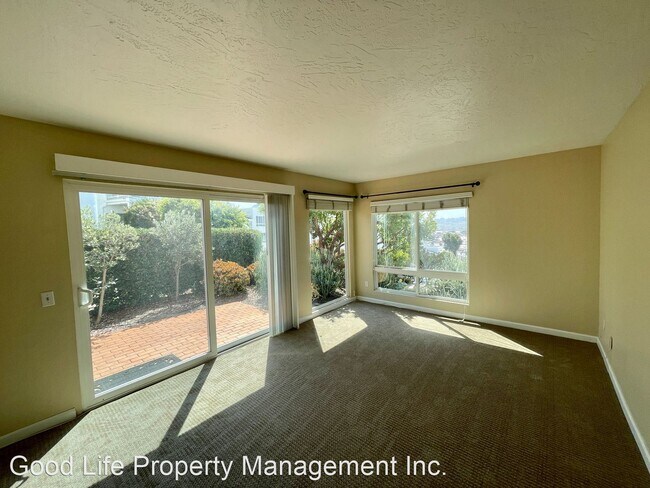 Building Photo - 2 br, 2.5 bath House - 361 Shoemaker Lane