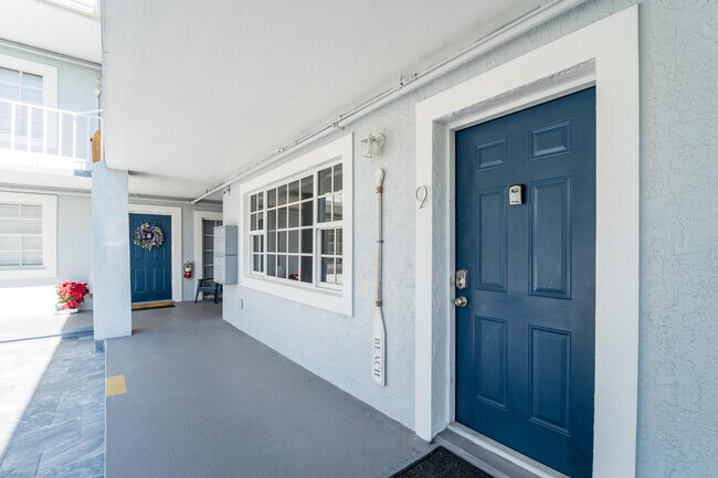 Building Photo - 801 Andrews Ave