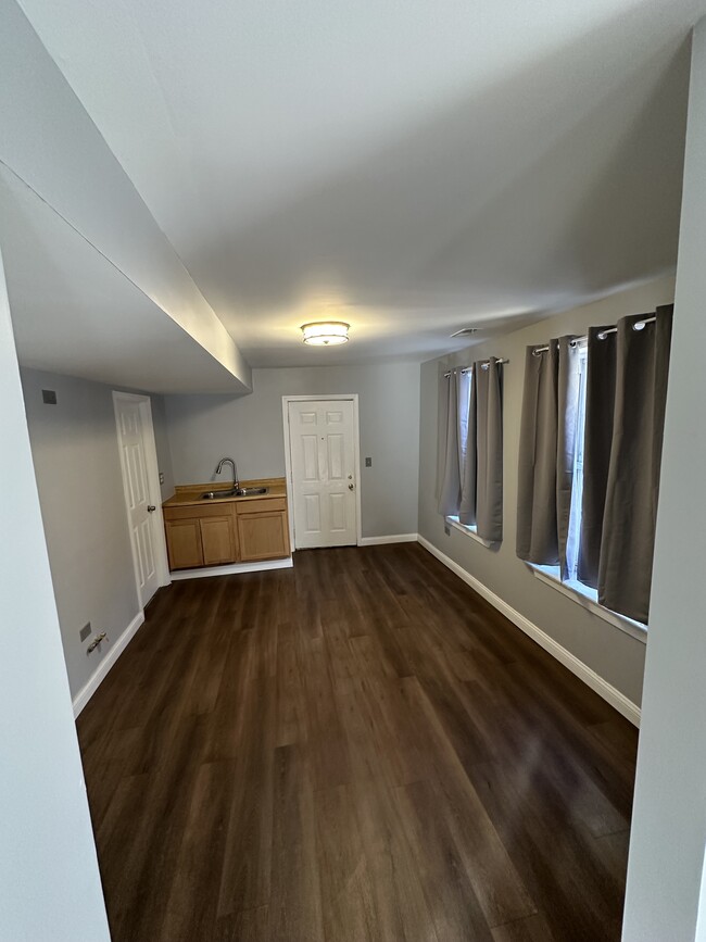 Foto del edificio - 2712 W 25th St