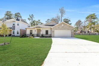 Building Photo - 11927 Pondwood Dr