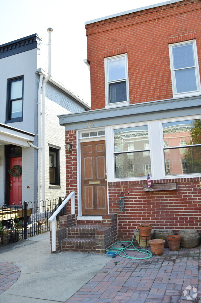 Inner Harbor Apartments For Rent