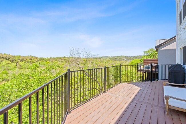 Foto del edificio - 6905 Crosby Cir