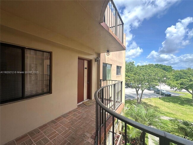 Foto del edificio - 8700 SW 133rd Ave