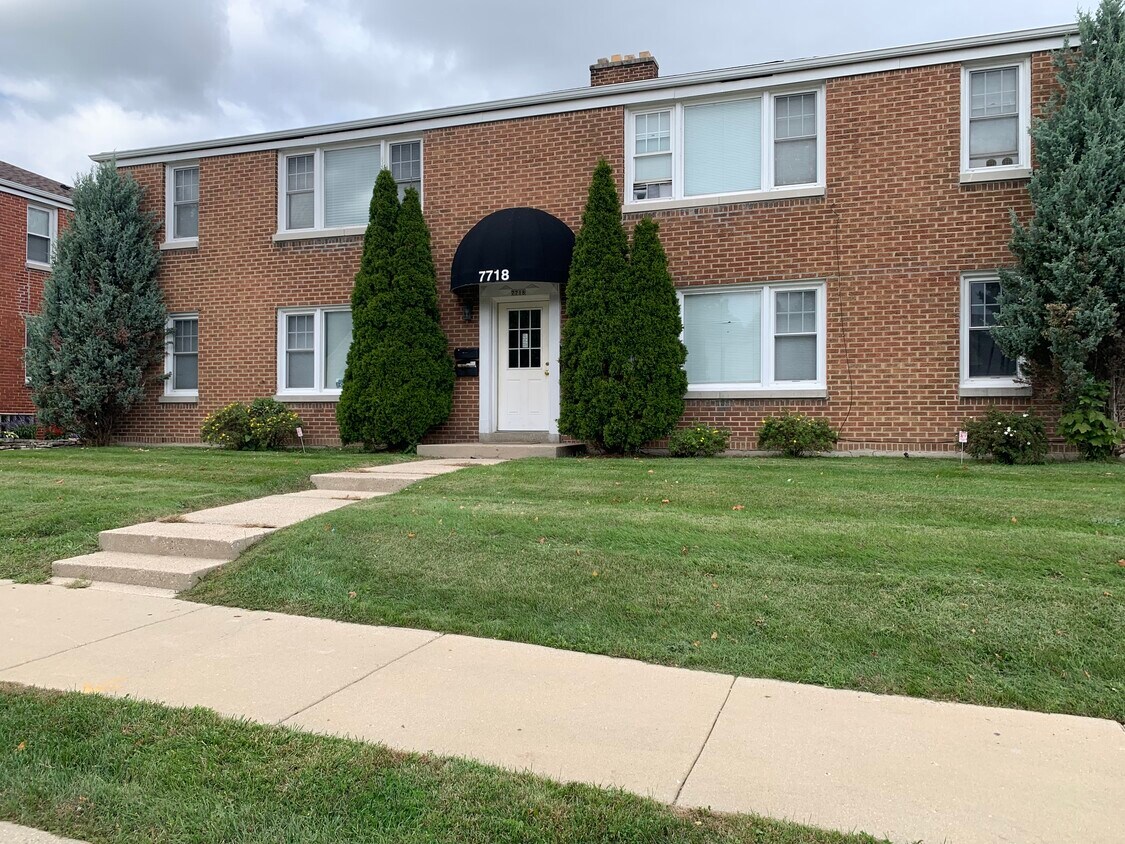 Foto principal - 7718 W Center St