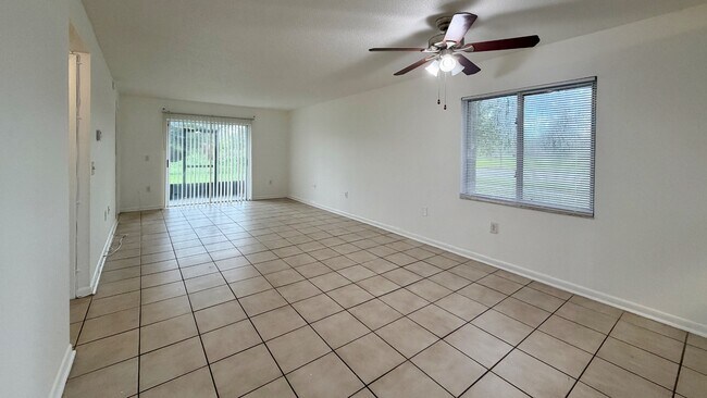 Building Photo - 101-107 Cory Ln