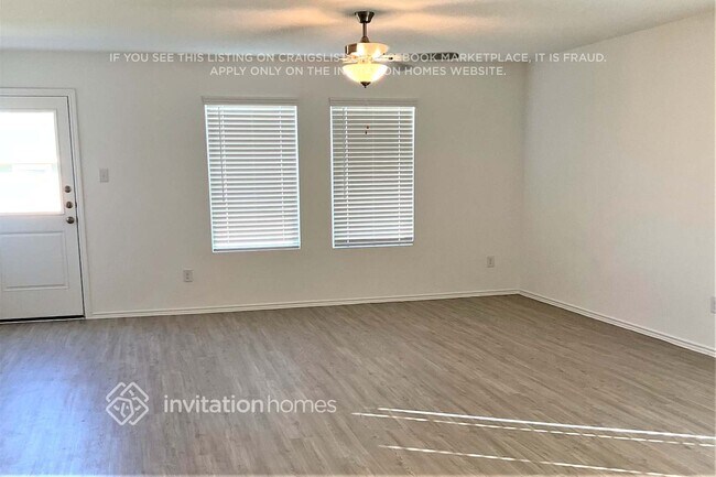 Building Photo - 10229 Hackberry Spg Wy