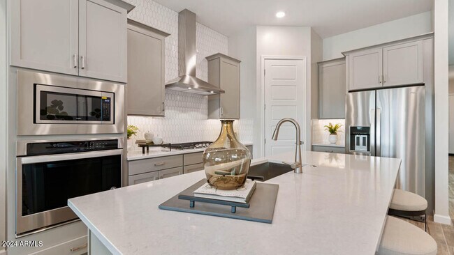 Foto del edificio - 17634 N 51st St