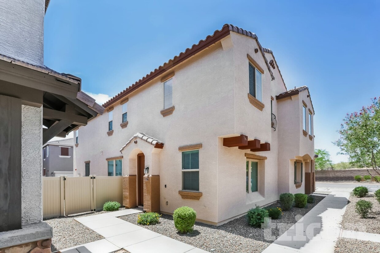 Primary Photo - 12594 W Steed Ridge