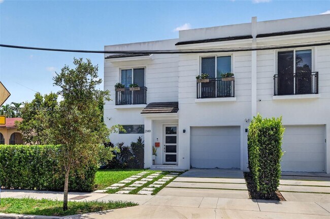 Foto del edificio - 2149 SW 30th Ct
