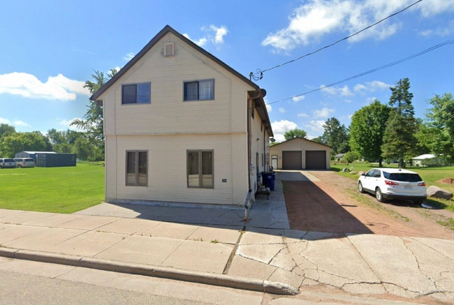 Building Photo - 206 W Main St