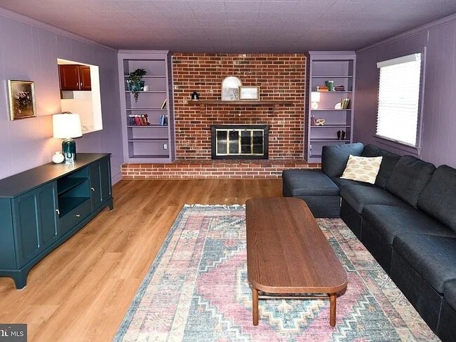 Building Photo - 2915 Tallow Ln