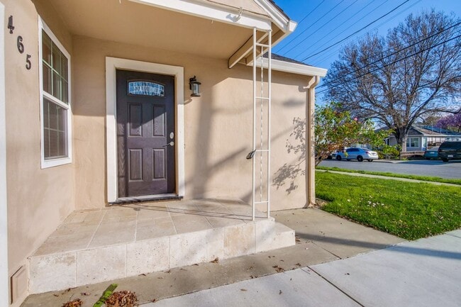 Building Photo - Wow! What a Great Home! Available Soon!