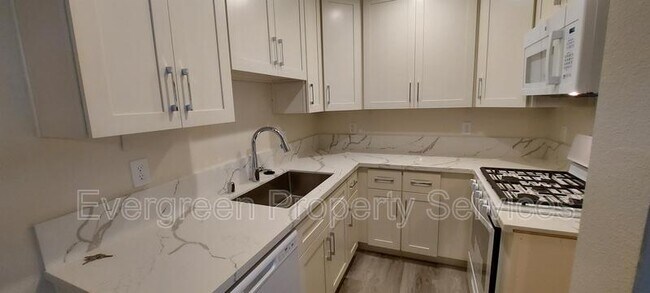 Building Photo - 4907 Douvan Ct