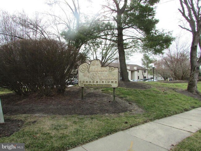 Foto del edificio - 515 Lindsey Ct