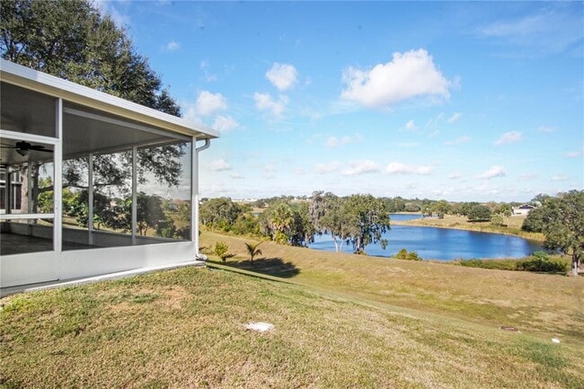 Foto del edificio - 1405 Vista del Lago Blvd