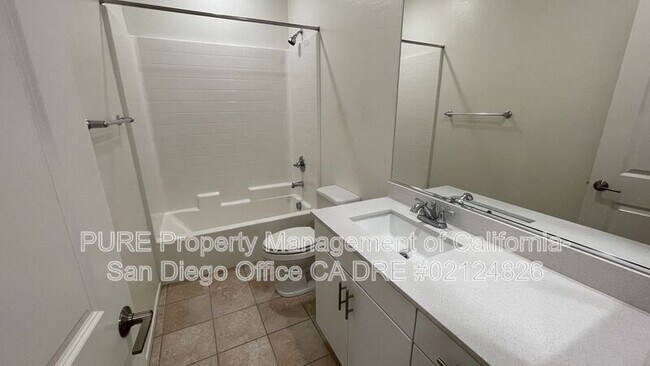 Foto del edificio - 5230 Calle Rockfish