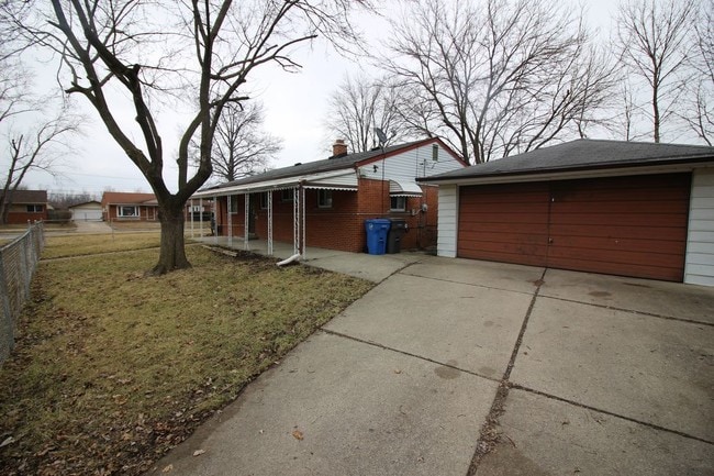 Building Photo - Cozy 3 Bedroom Ranch Home