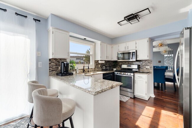 Foto del edificio - 1211 Diane Ln