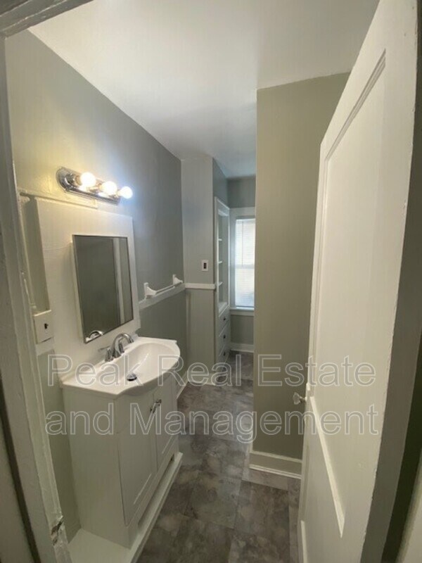 Foto del edificio - 1035 Niagara Avenue Southeast