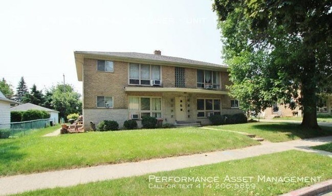 Foto del edificio - 2 bedroom in Milwaukee WI 53221
