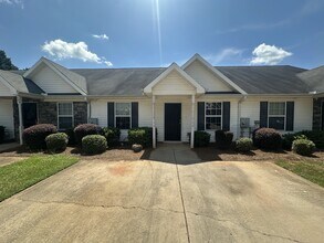Building Photo - 136 Harvest Ct
